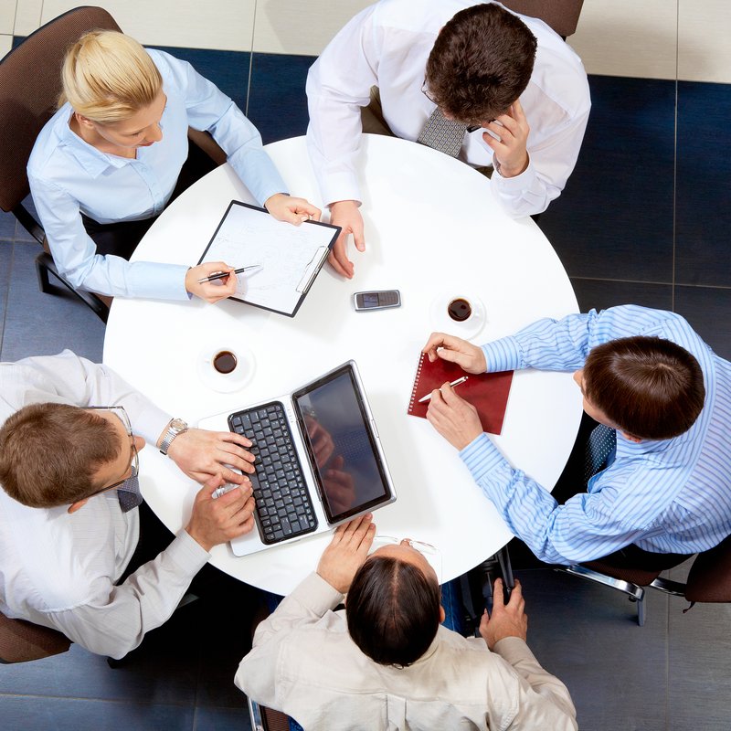 Zionyx Ent team in an on-site coordination meeting